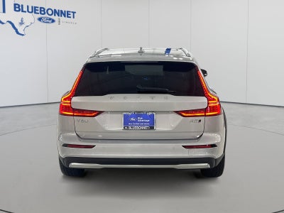 2025 Volvo V60 Cross Country Plus