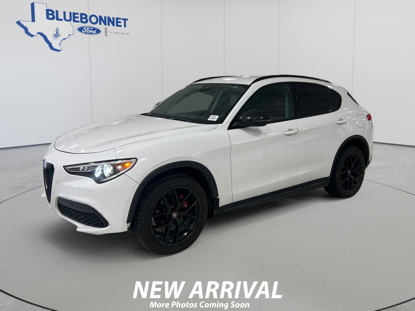 2020 Alfa Romeo Stelvio Base