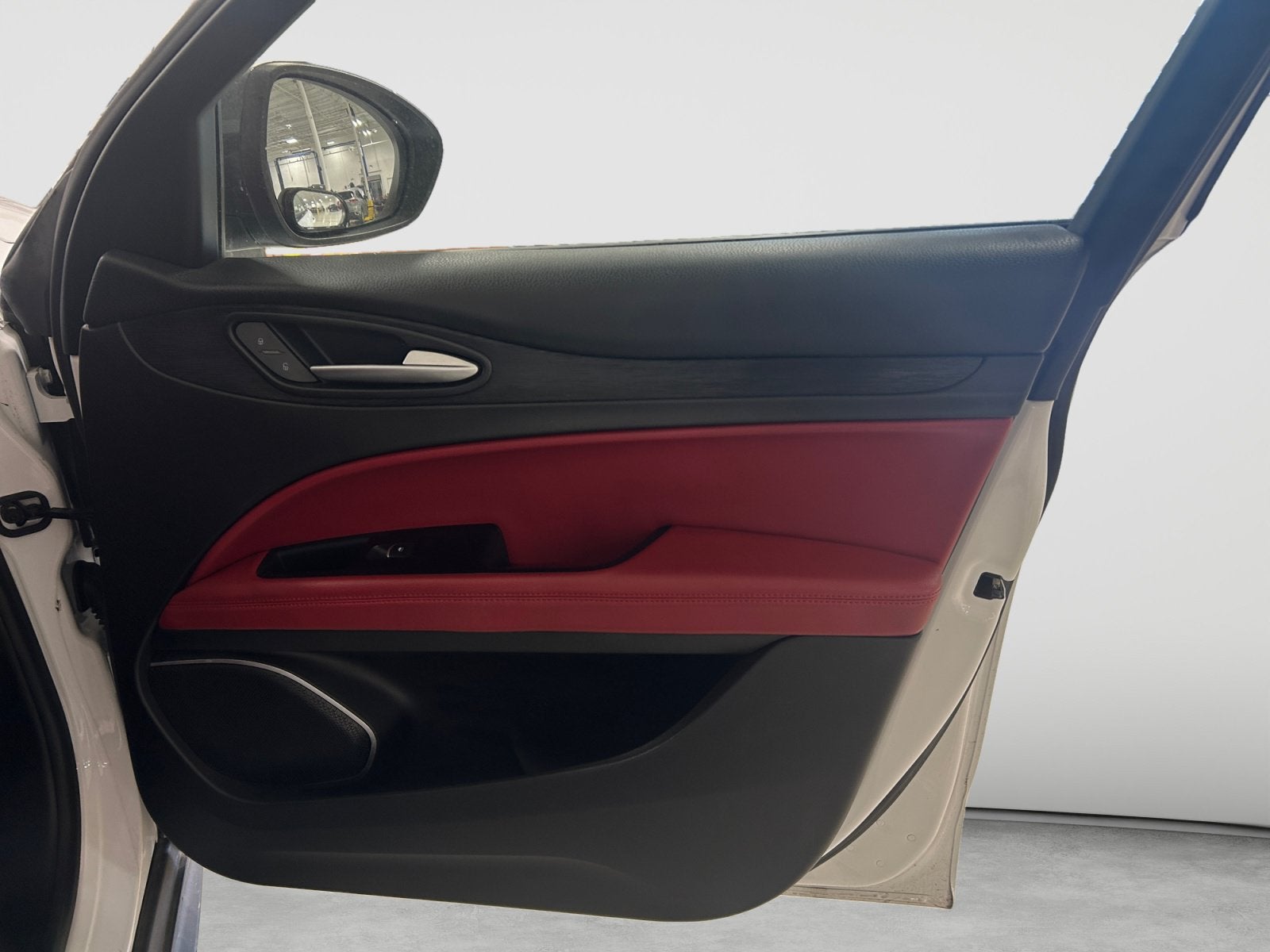 2020 Alfa Romeo Stelvio Base