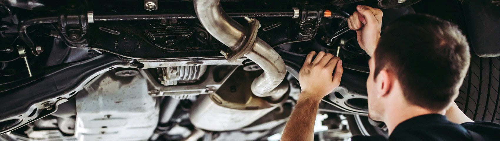 Mechanic Servicing Vehicle | Bluebonnet Ford in New Braunfels TX